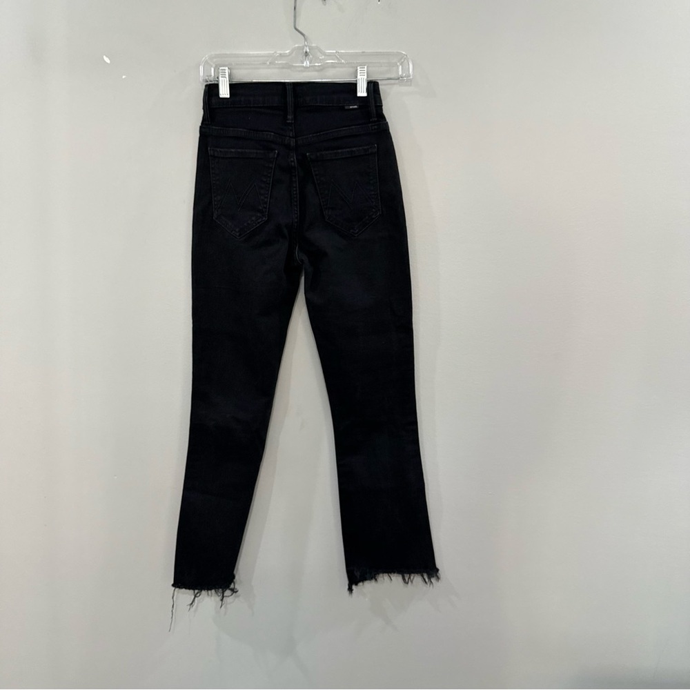 Mother Jeans The Insider Crop Two Step Fray in Not Guilty - Picture 13 of 13